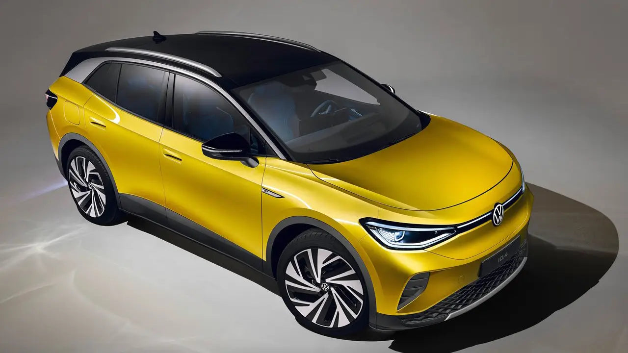 Head-Turning Rides: Top 9 Cars with Striking Contrasting Roofs